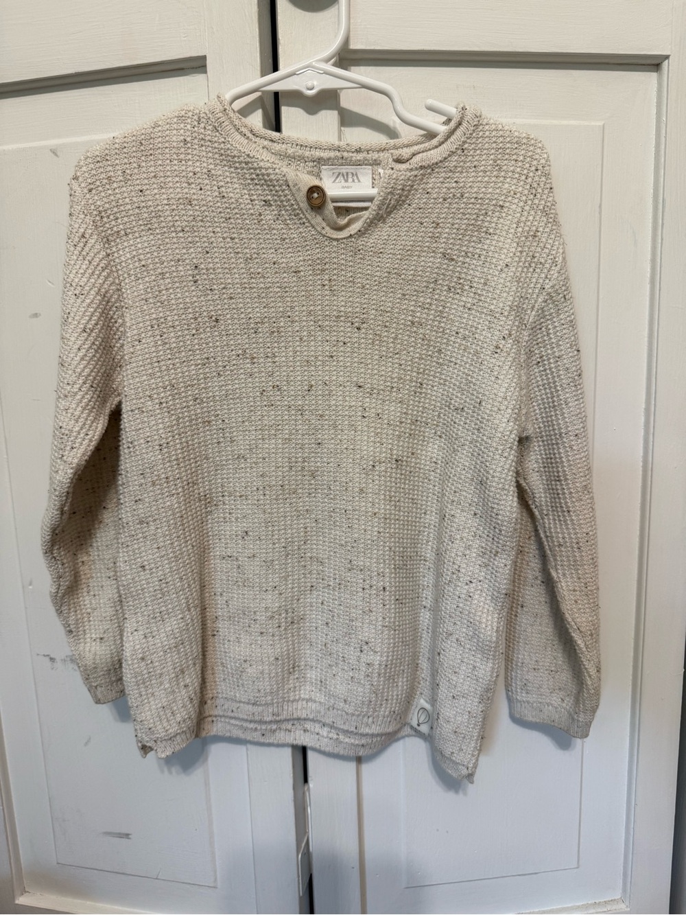 Zara Speckled Cream Button-Accent Knit Sweater